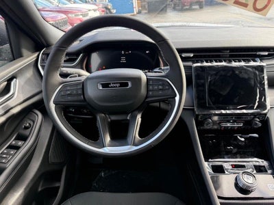 2025 Jeep Grand Cherokee Laredo X