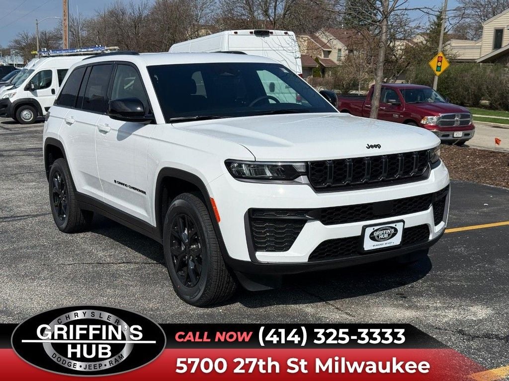 2026 Jeep Grand Cherokee Laredo