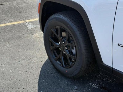 2026 Jeep Grand Cherokee Laredo