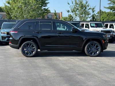 2026 Jeep Grand Cherokee Base