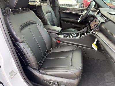 2026 Jeep Grand Cherokee Base