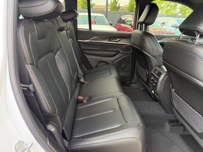2026 Jeep Grand Cherokee Base