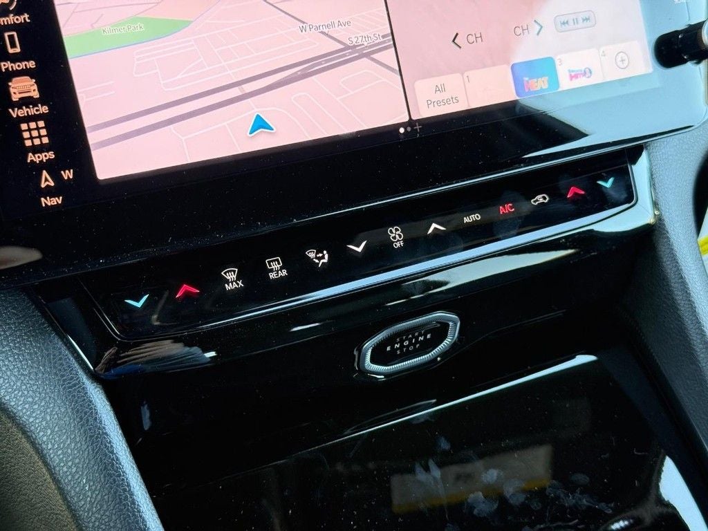 2026 Jeep Grand Cherokee Base