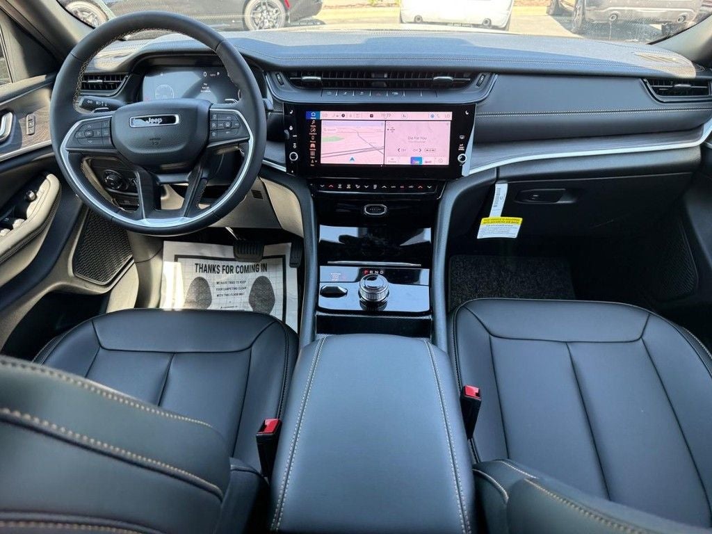2026 Jeep Grand Cherokee Base