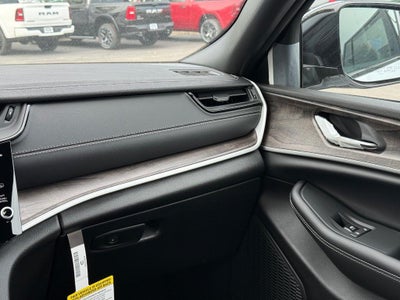 2027 Jeep Grand Cherokee Limited