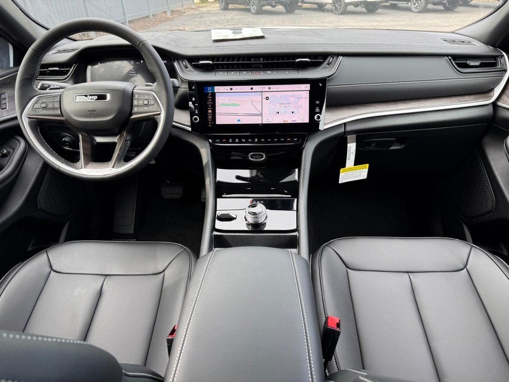 2027 Jeep Grand Cherokee Limited