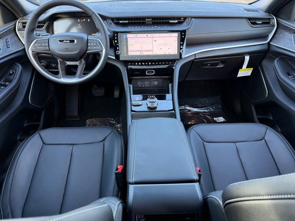 2027 Jeep Grand Cherokee Limited Reserve