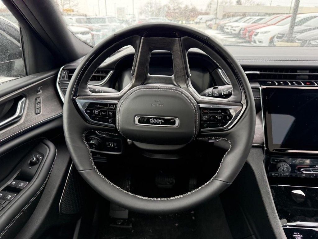 2025 Jeep Grand Cherokee Overland