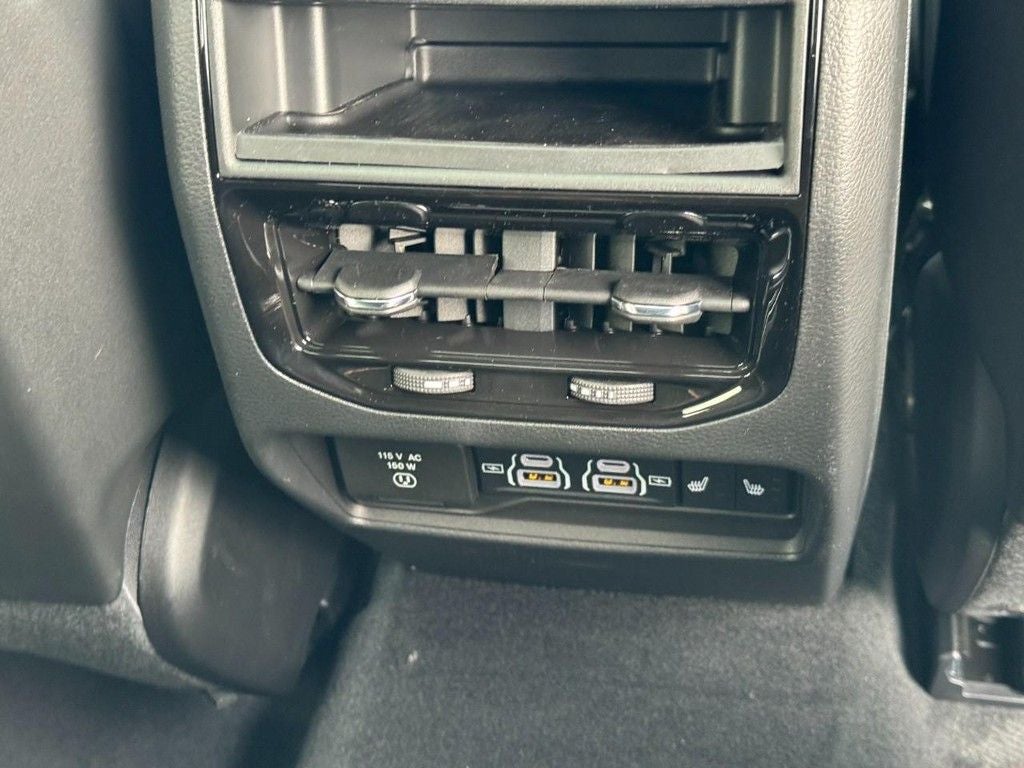 2025 Jeep Grand Cherokee Overland