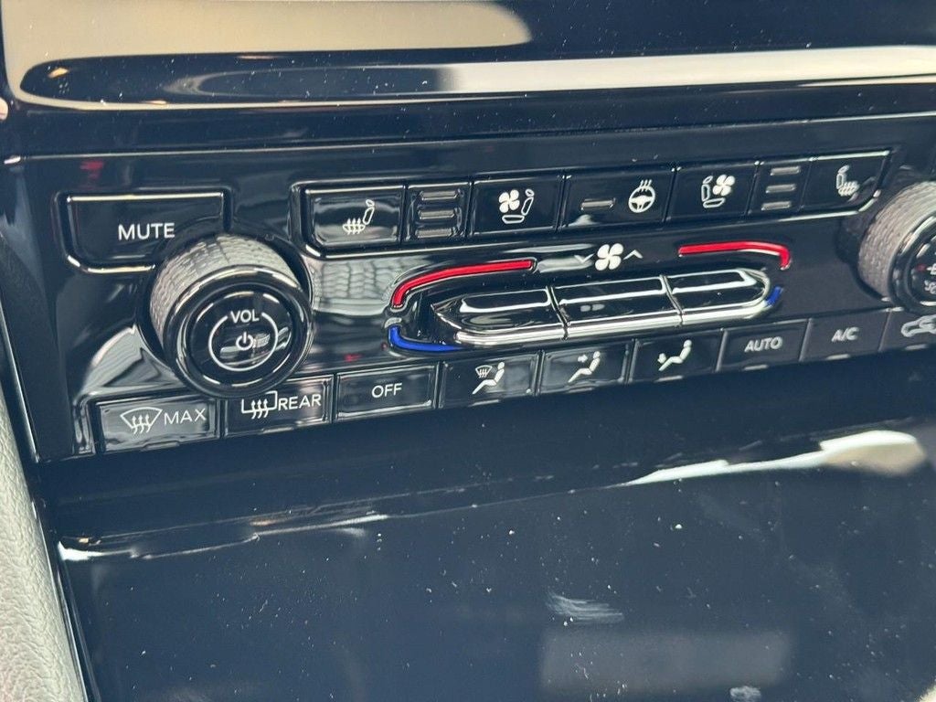 2025 Jeep Grand Cherokee Overland