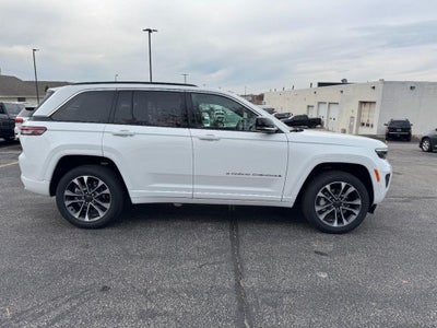 2025 Jeep Grand Cherokee Overland