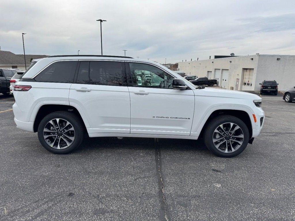 2025 Jeep Grand Cherokee Overland