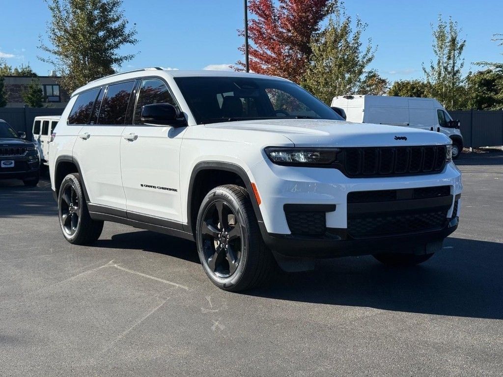 2023 Jeep Grand Cherokee L Altitude