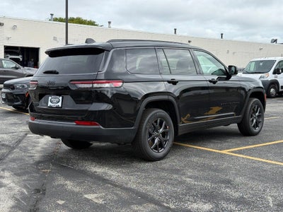 2027 Jeep Grand Cherokee L Laredo Altitude