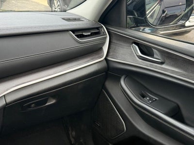2022 Jeep Grand Cherokee L Limited NEAR MILWAUKEE WI