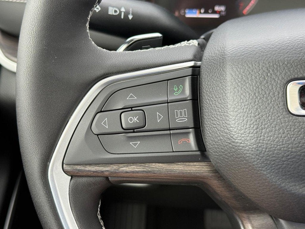 2027 Jeep Grand Cherokee L Limited Reserve