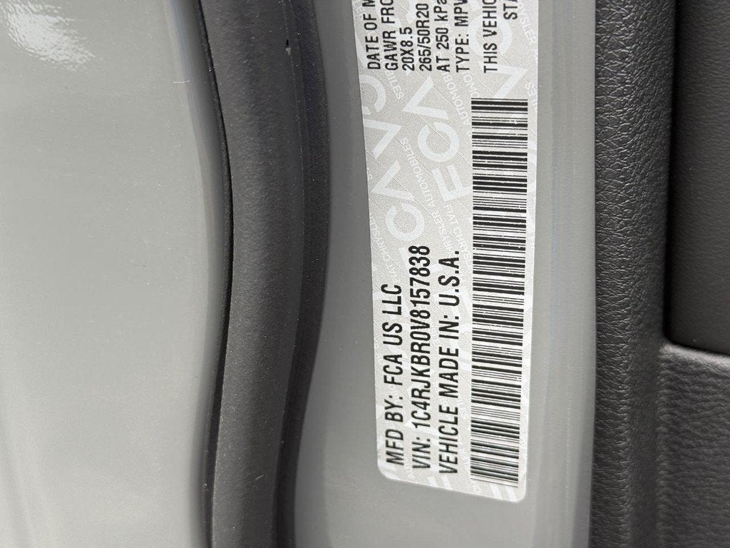 2027 Jeep Grand Cherokee L Limited Reserve