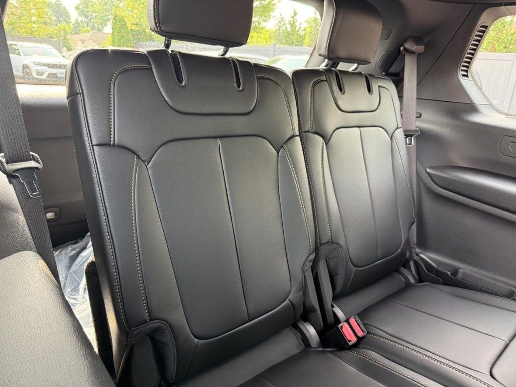 2026 Jeep Grand Cherokee L Base