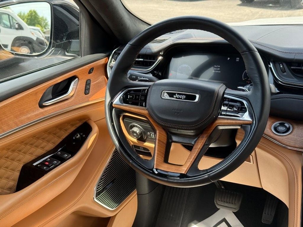 2023 Jeep Grand Cherokee L Summit