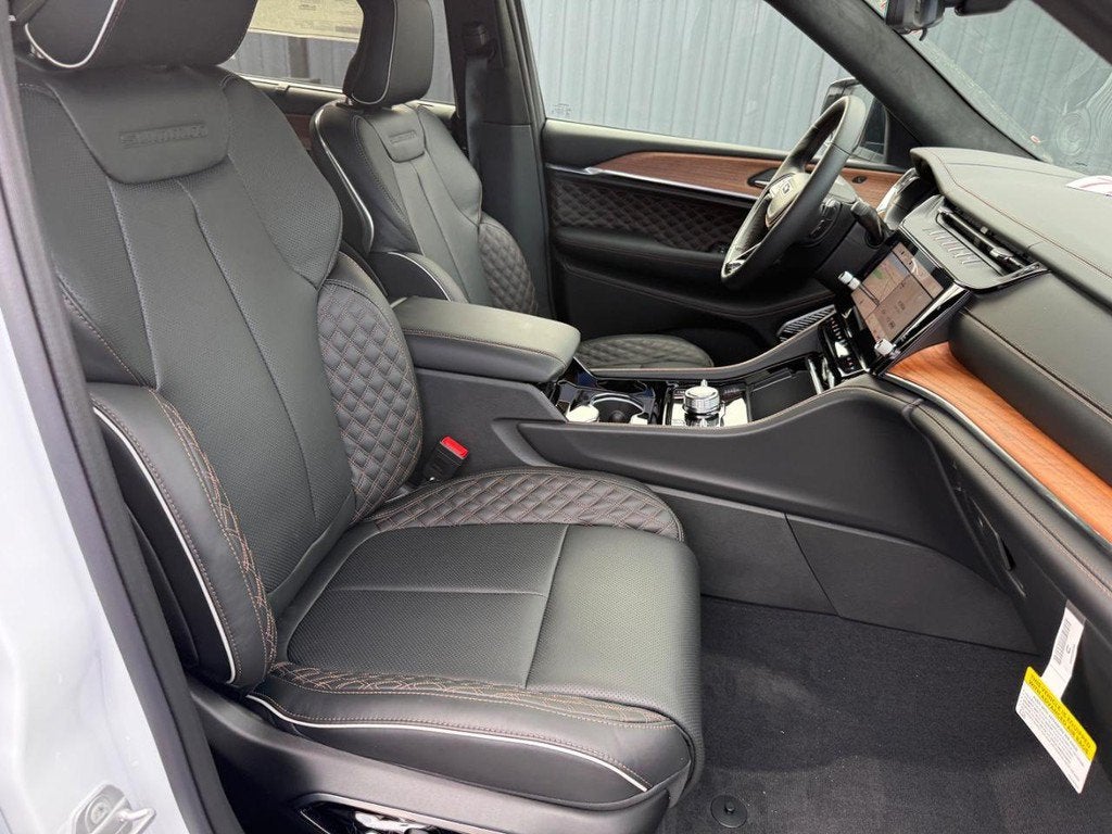 2027 Jeep Grand Cherokee L Summit