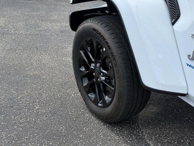 2024 Jeep Wrangler Sahara 4xe