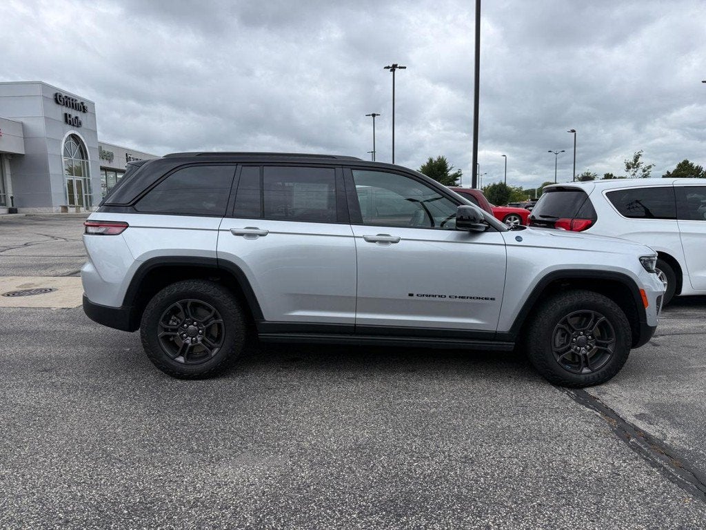 2024 Jeep Grand Cherokee Trailhawk 4xe NEAR MILWAUKEE WI