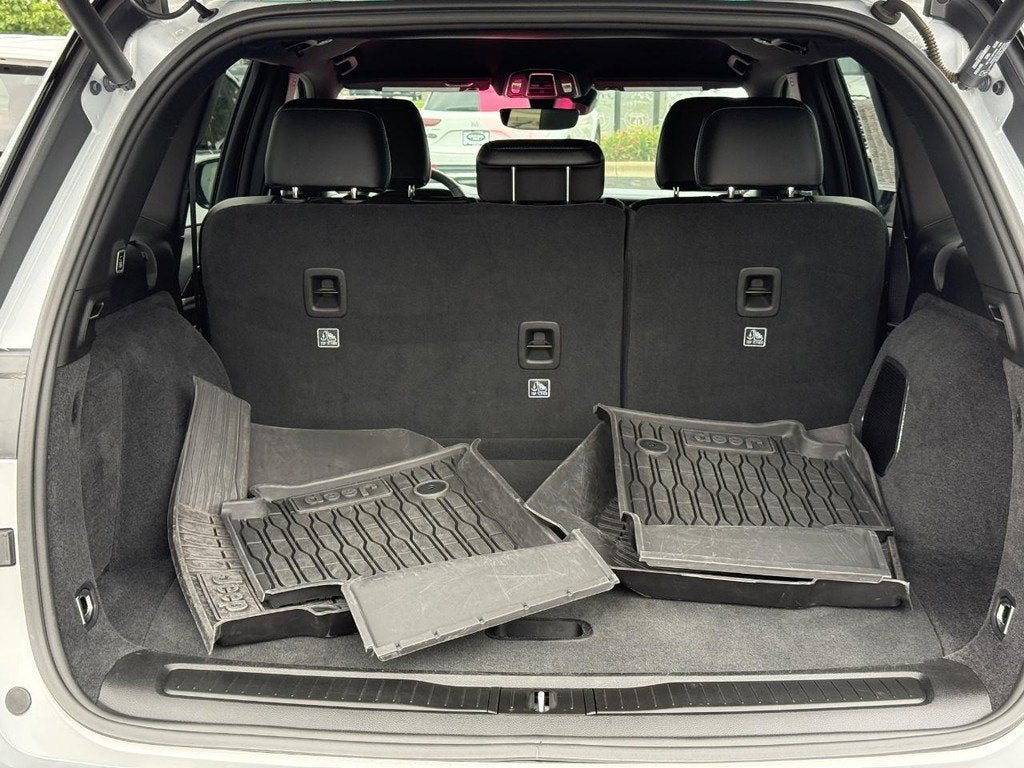 2024 Jeep Grand Cherokee Trailhawk 4xe NEAR MILWAUKEE WI