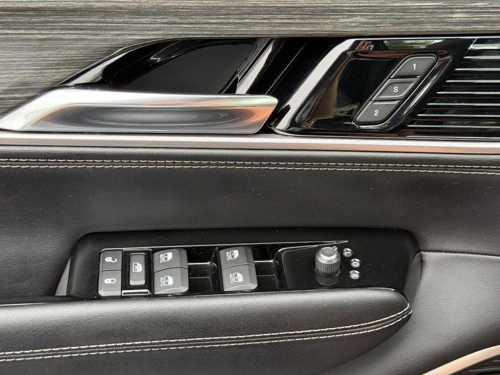 2022 Jeep Wagoneer Series III