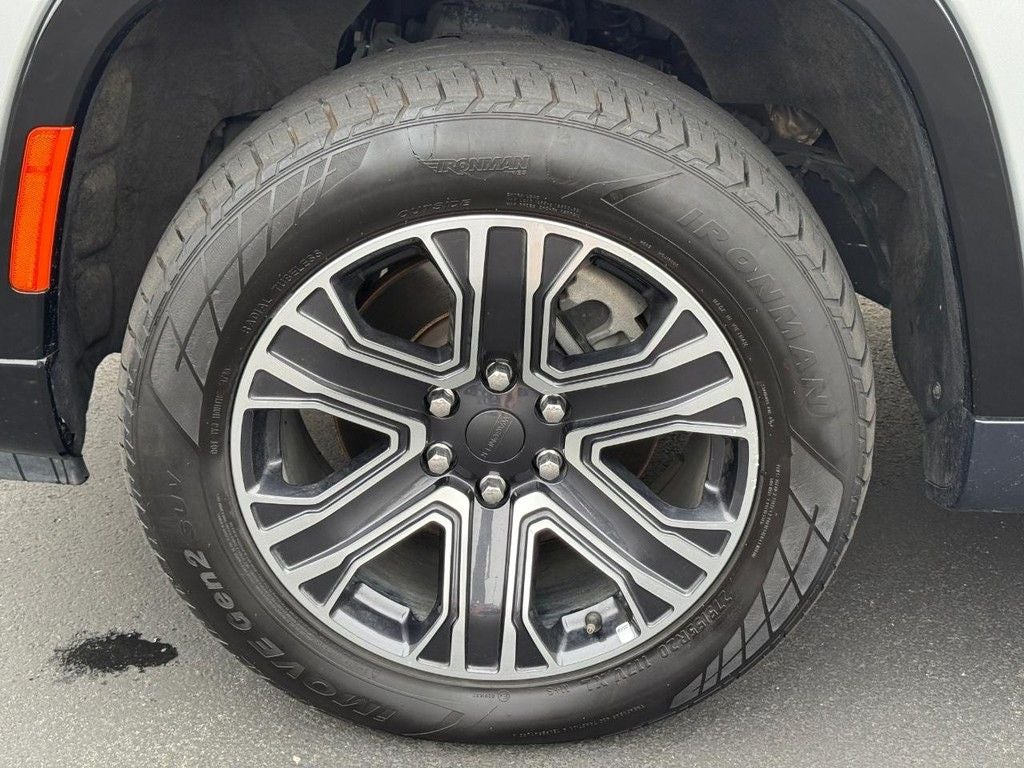 2022 Jeep Wagoneer Series III