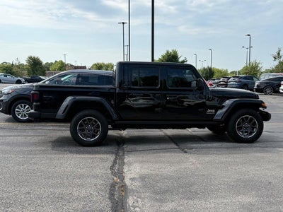 2023 Jeep Gladiator Overland