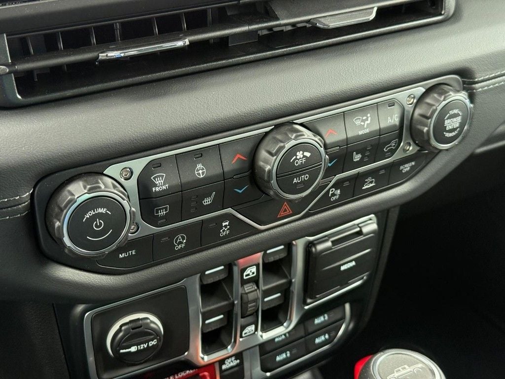 2026 Jeep Gladiator Mojave X