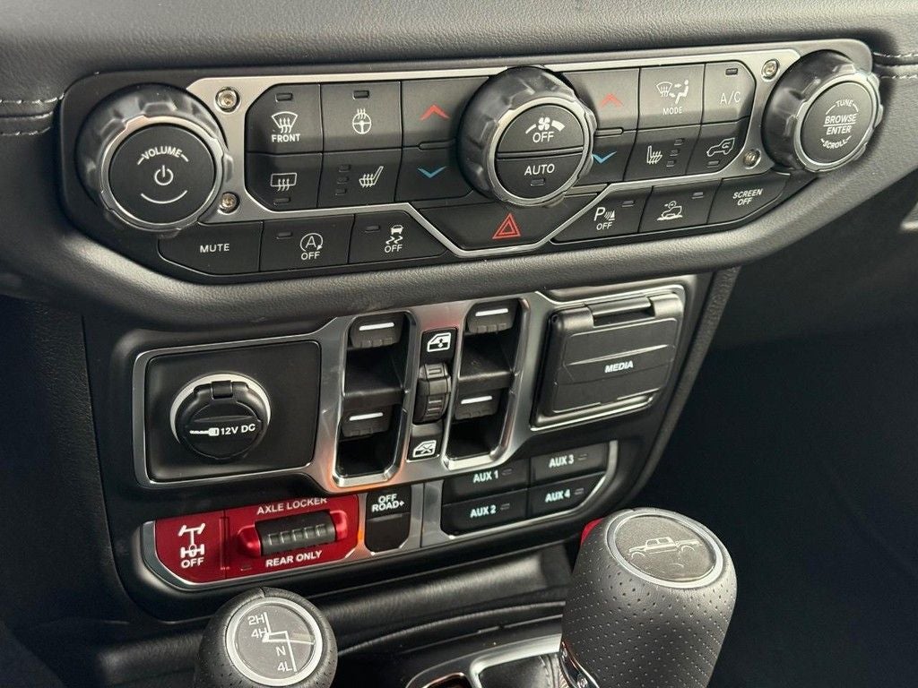 2026 Jeep Gladiator Mojave