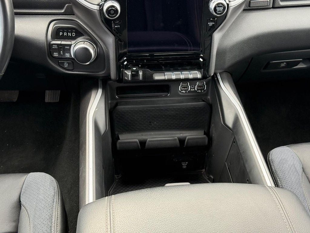 2022 Ram 1500 Big Horn/Lone Star BADLANDER