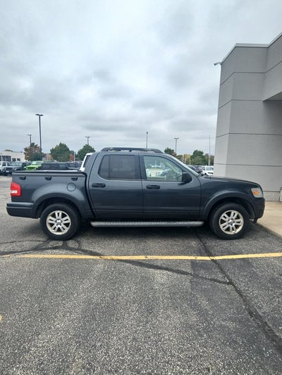 2010 Ford Explorer Sport Trac XLT Near Milwaukee Wisconsin
