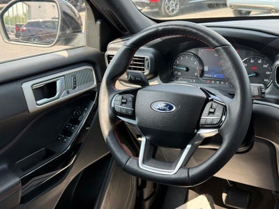 2024 Ford Explorer ST-Line