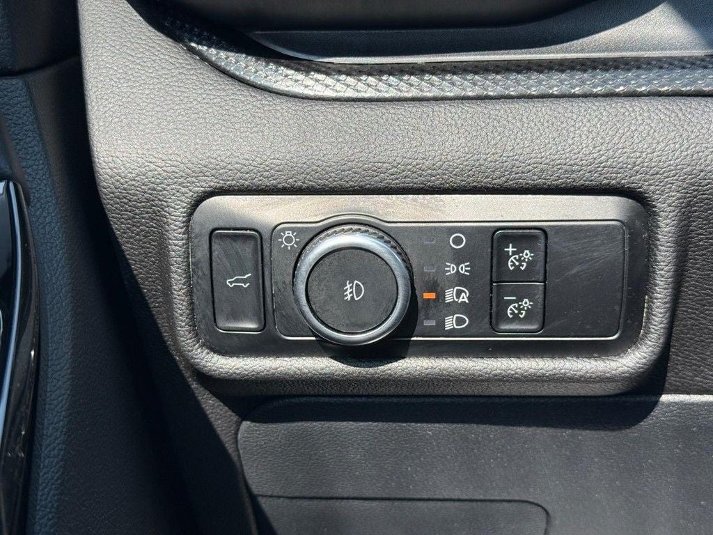 2024 Ford Explorer ST-Line