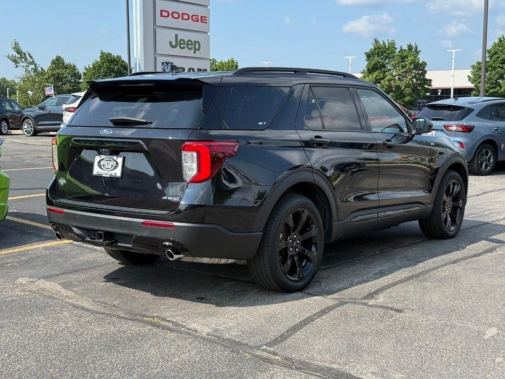 2024 Ford Explorer ST-Line