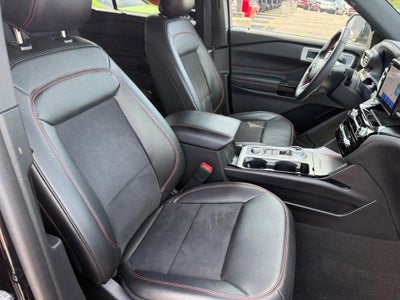 2024 Ford Explorer ST-Line