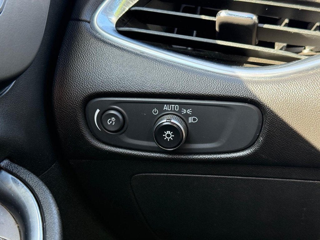 2018 Chevrolet Malibu LT NEAR MILWAUKEE WI