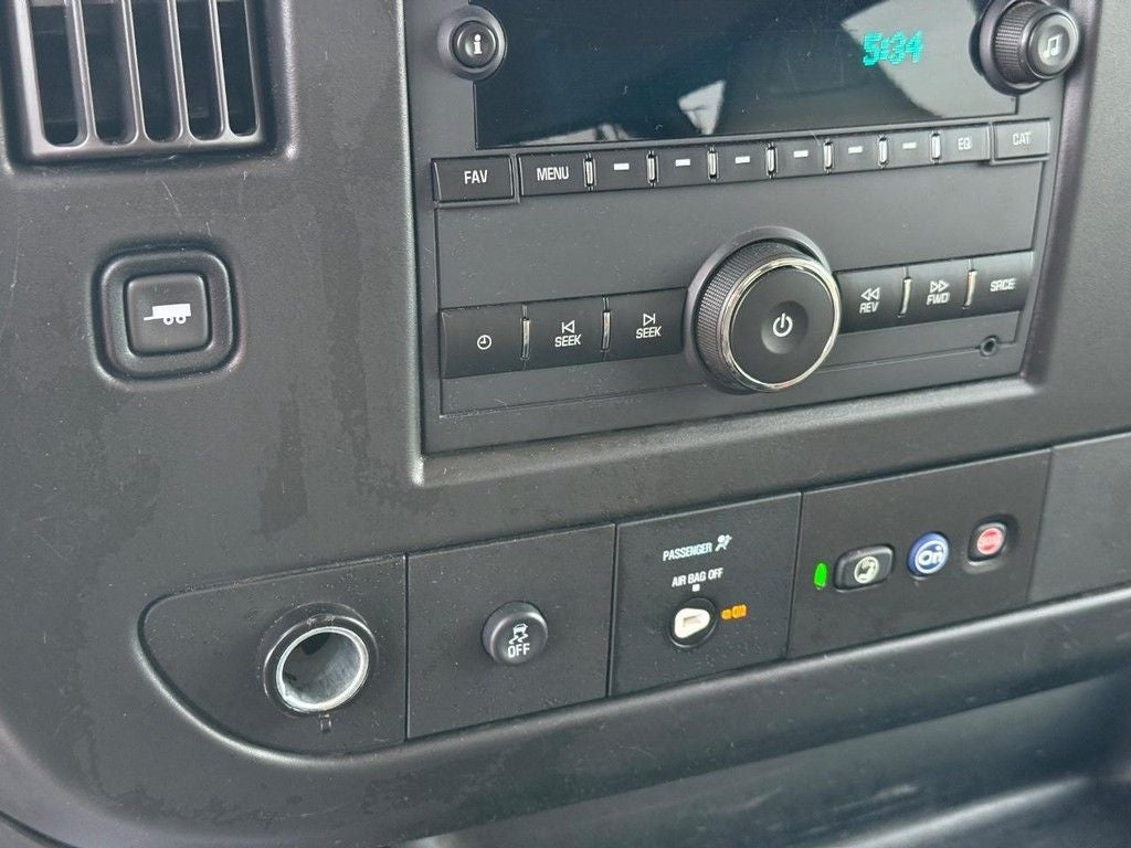 2022 Chevrolet Express 3500 LS Passenger