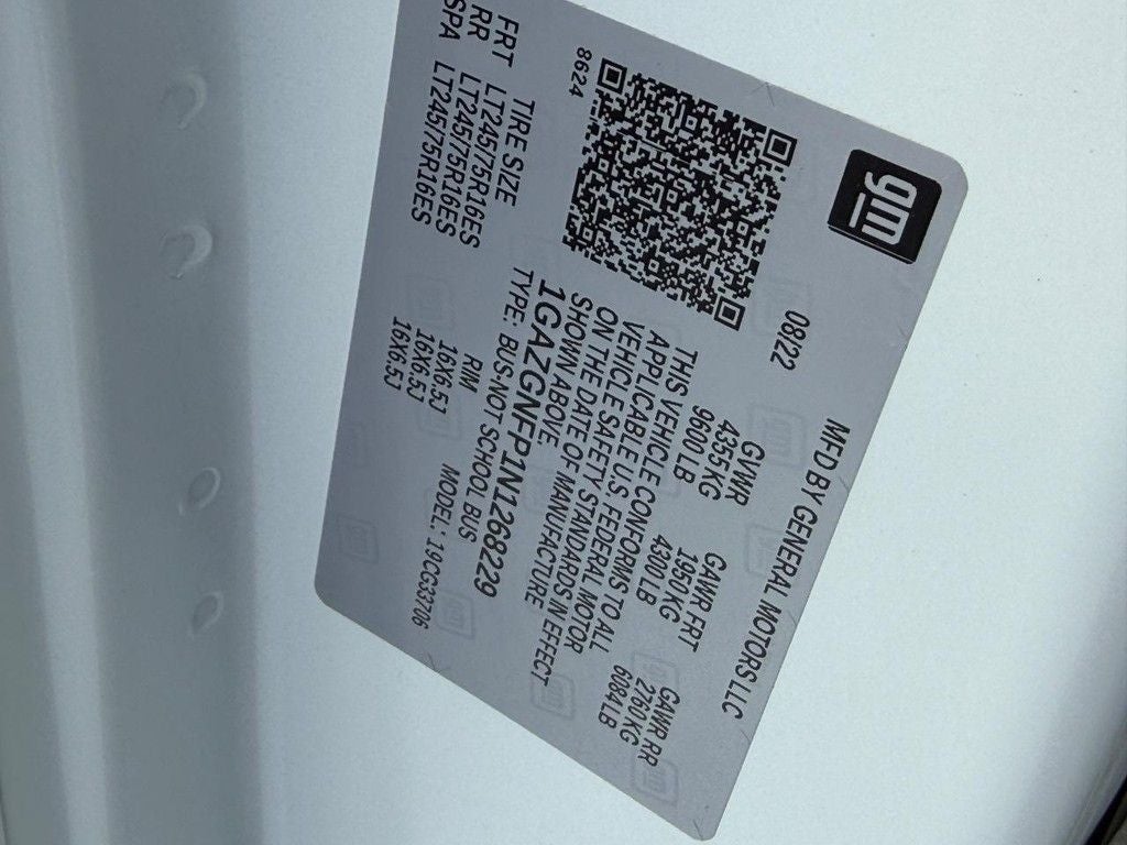 2022 Chevrolet Express 3500 LS Passenger