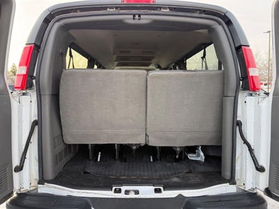 2022 Chevrolet Express 3500 LS Passenger