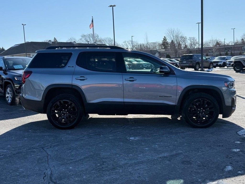 2023 GMC Acadia SLE