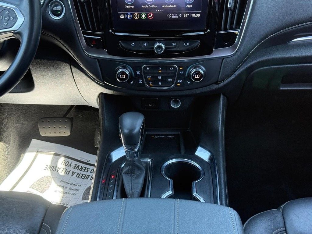 2023 Chevrolet Traverse LT Leather