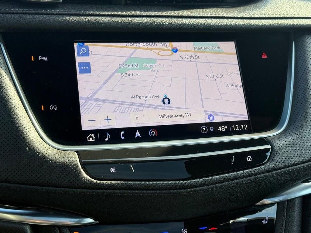 2022 Cadillac XT5 Premium Luxury