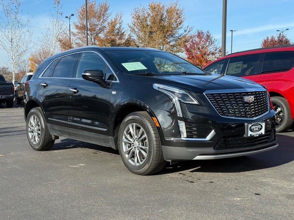 2022 Cadillac XT5 Premium Luxury