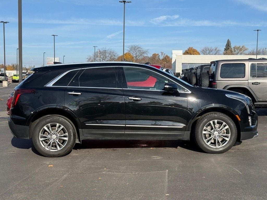 2022 Cadillac XT5 Premium Luxury