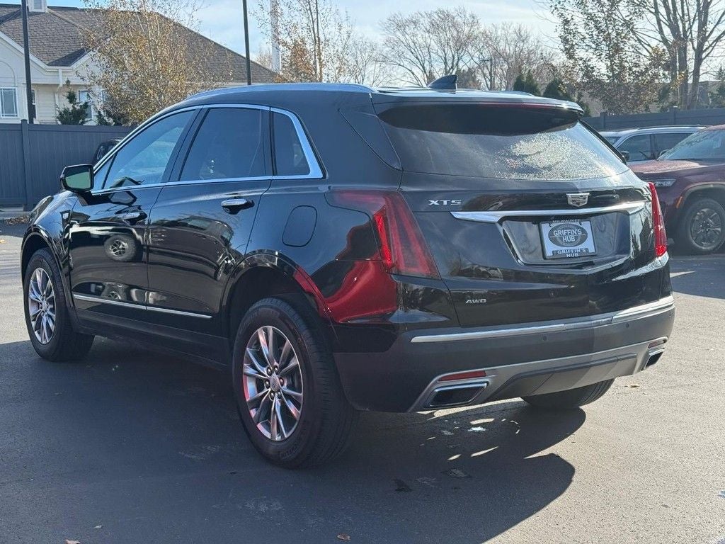 2022 Cadillac XT5 Premium Luxury