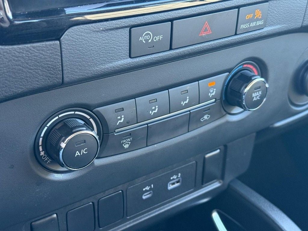 2023 Nissan Frontier SV