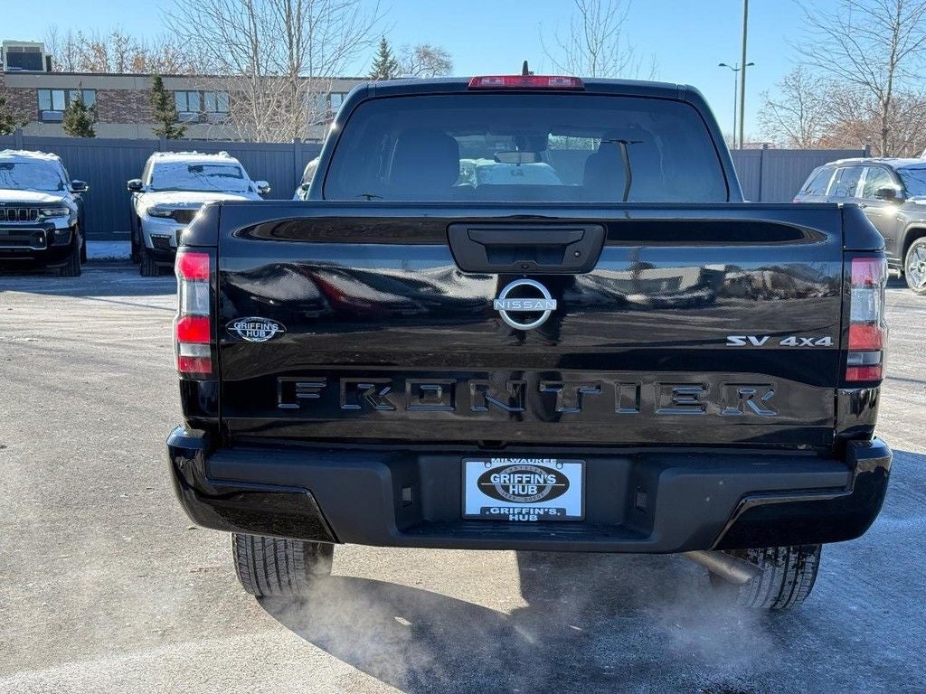 2023 Nissan Frontier SV